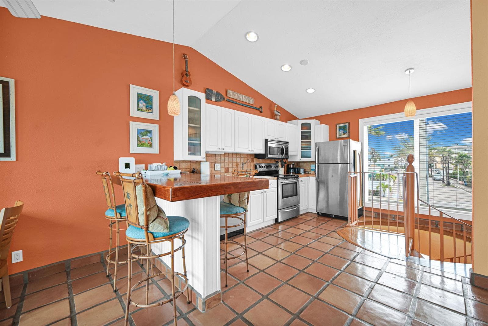 1800 N Ocean Drive 204 photo 13