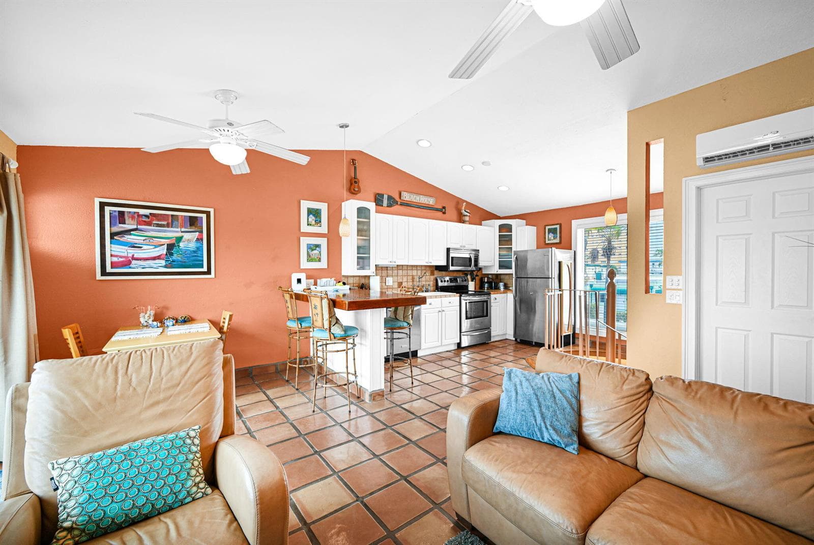 1800 N Ocean Drive 204 photo 14