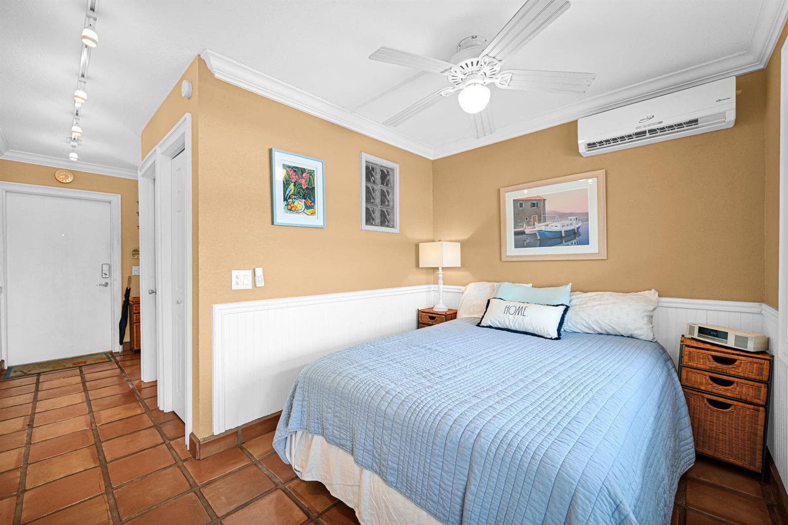 1800 N Ocean Drive 204 photo 21