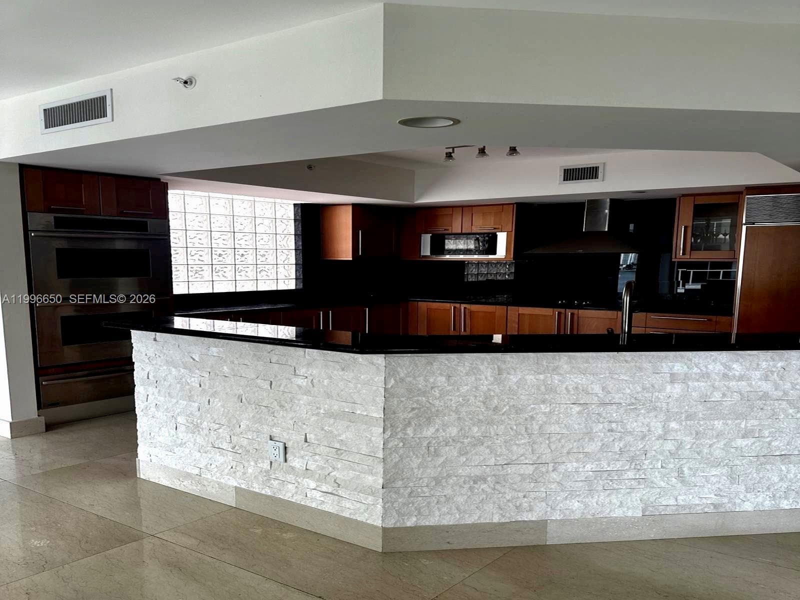 3301 183rd St 809 photo 7