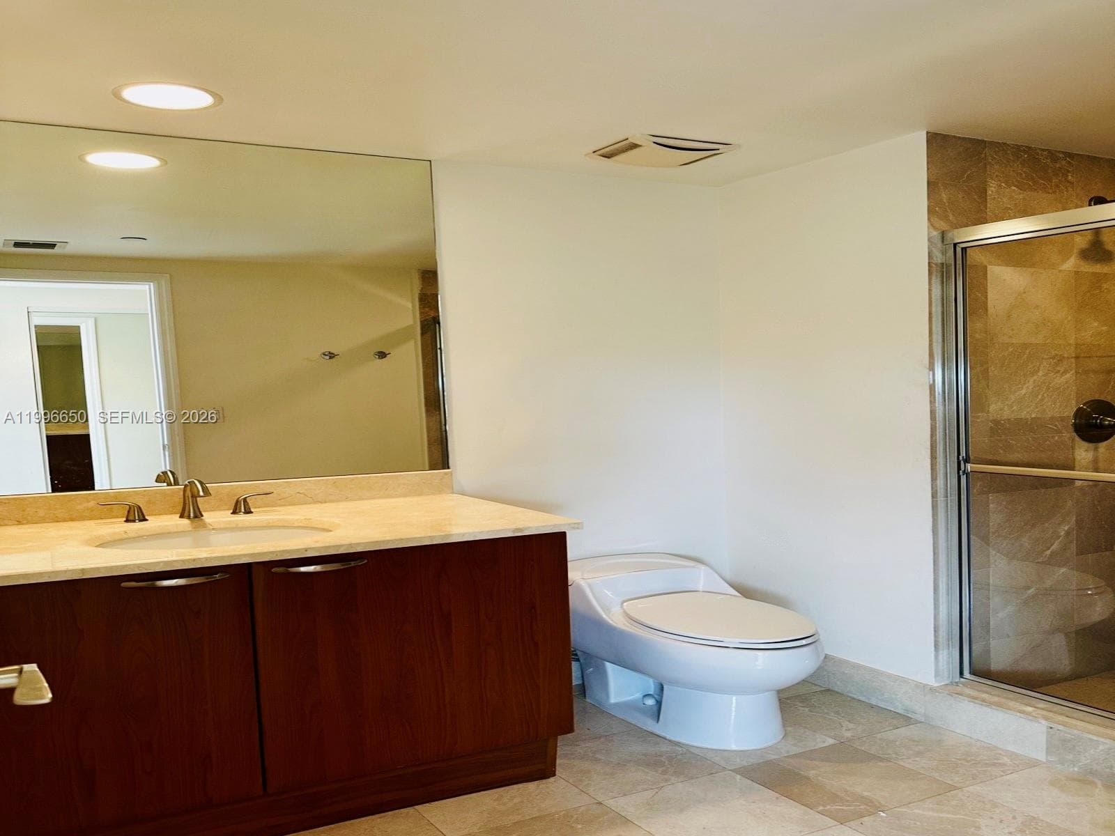 3301 183rd St 809 photo 24