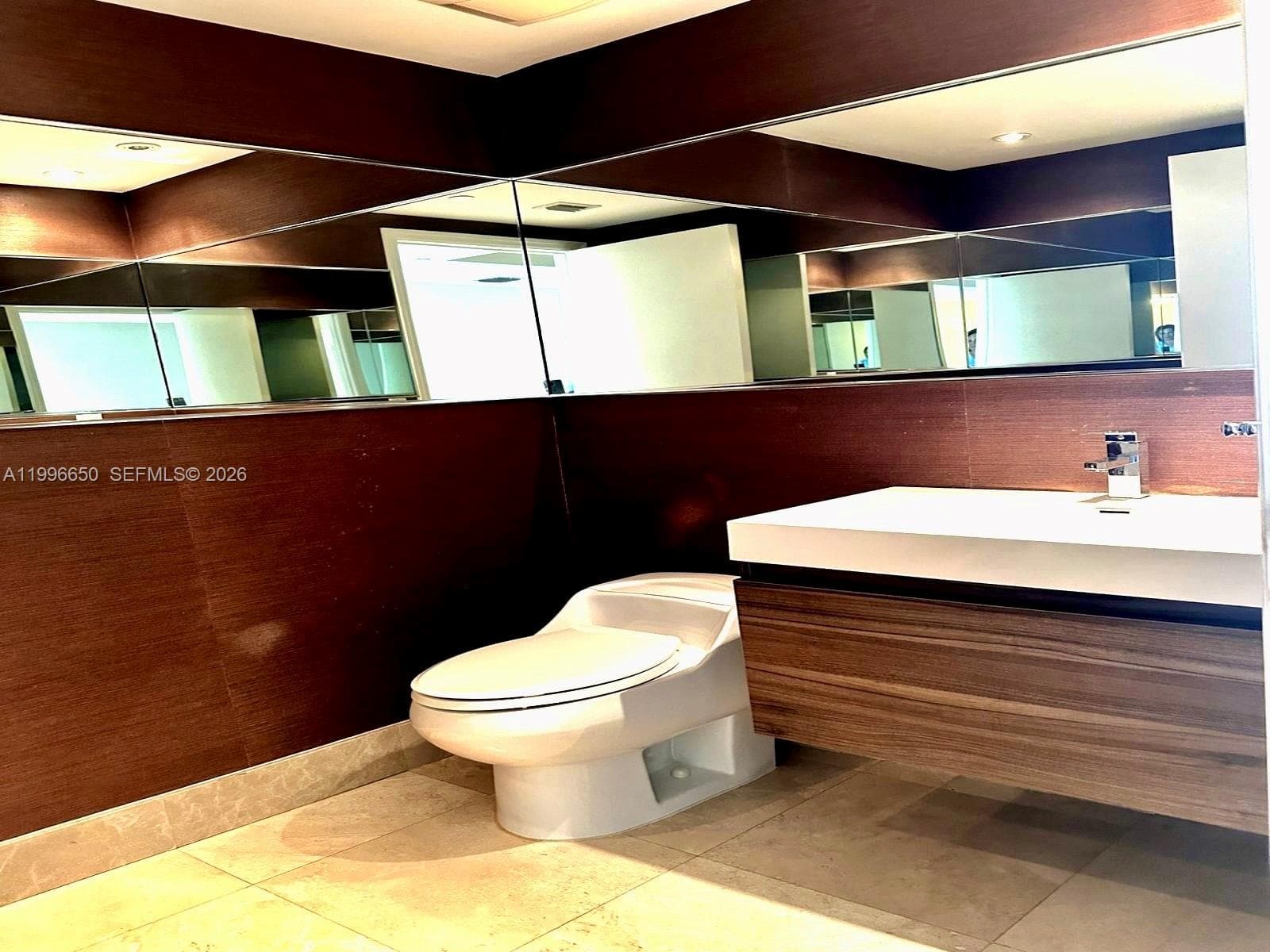 3301 183rd St 809 photo 14