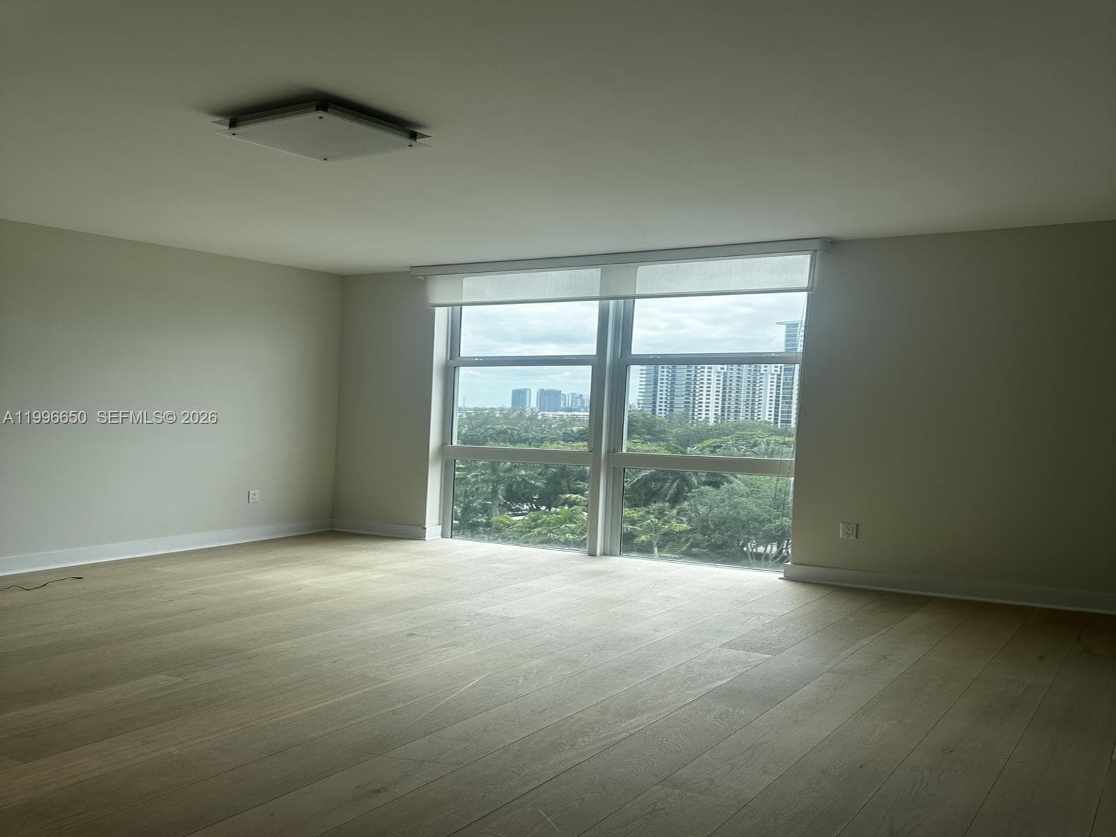 3301 183rd St 809 photo 15