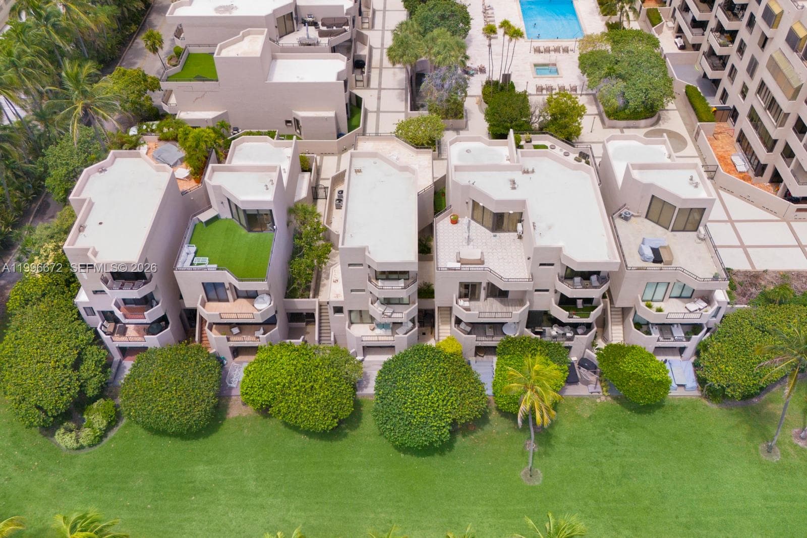 201 Crandon Blvd 174 photo 6