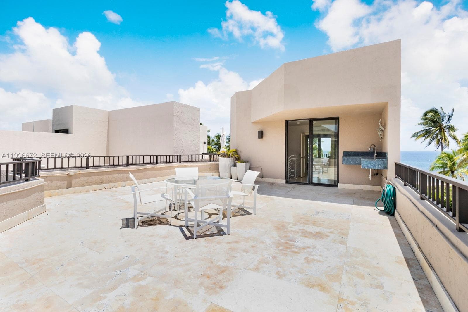 201 Crandon Blvd 174 photo 4