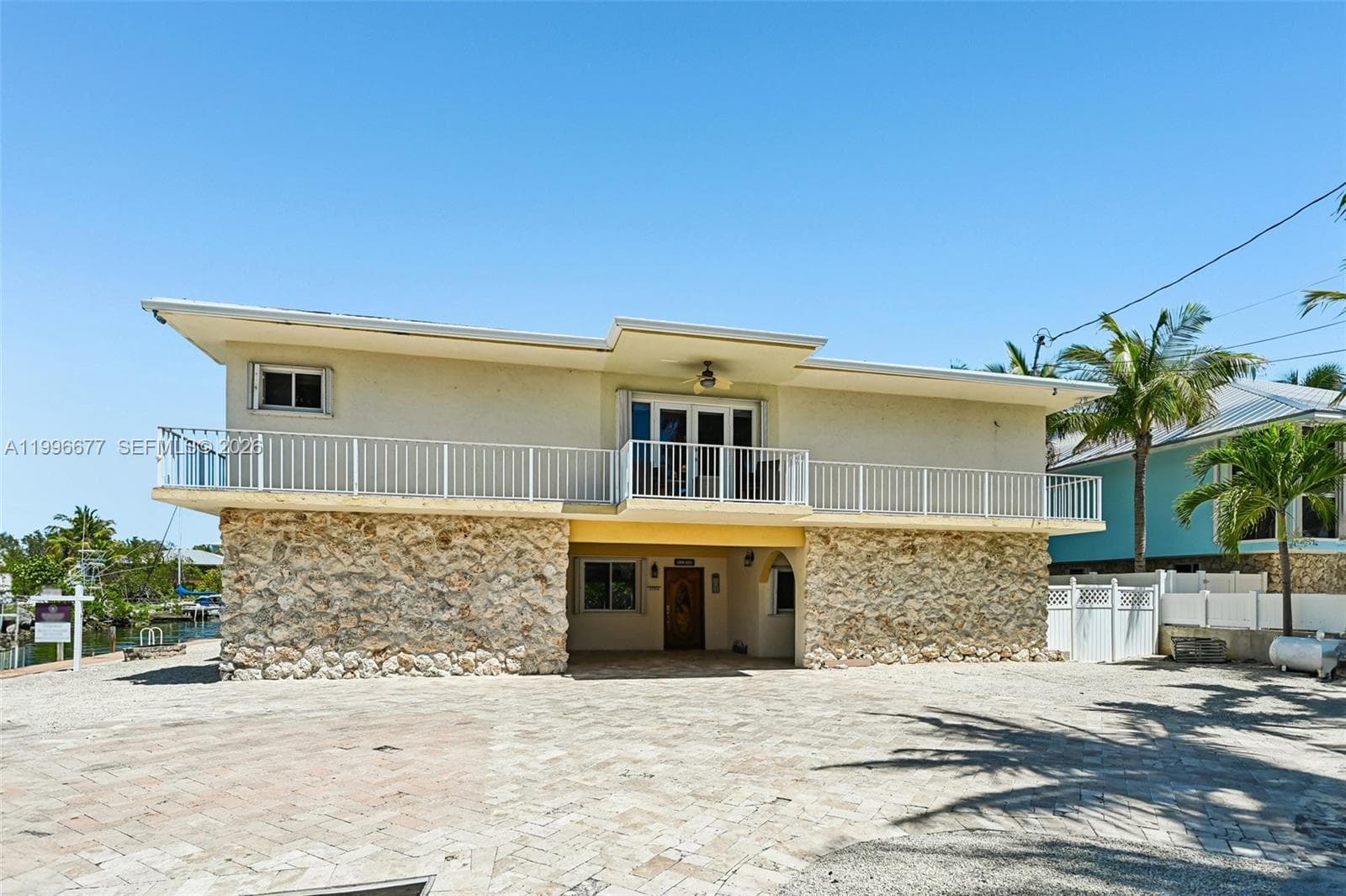 201 Wildwood Cir photo 3