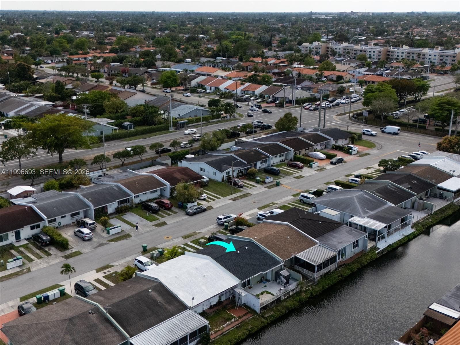 10017 23rd Ter photo 3