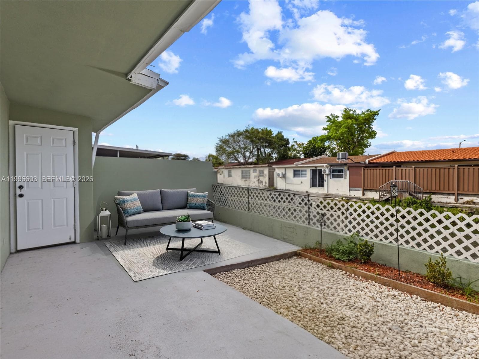 10017 SW 23rd Ter photo 24