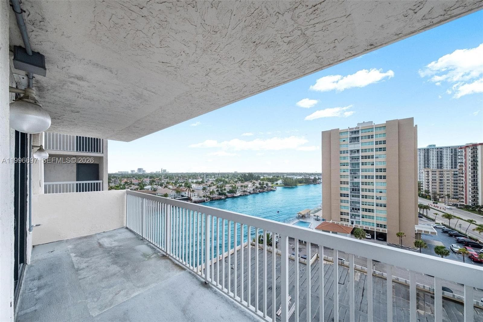 1500 S Ocean Dr G10 photo 17