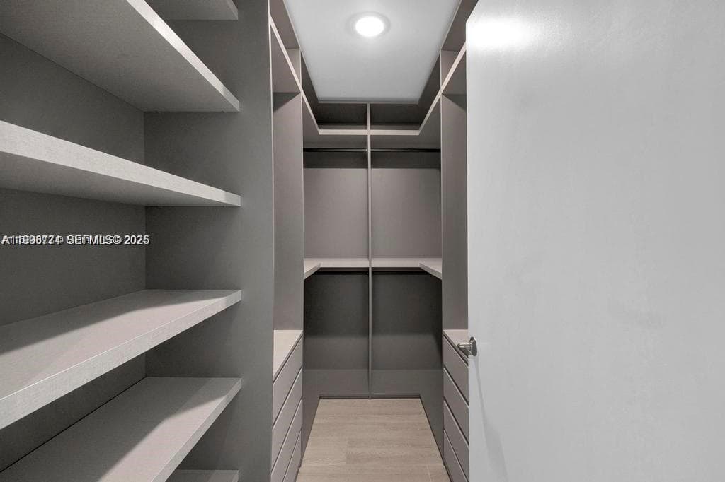 788 23rd St 1402 photo 18