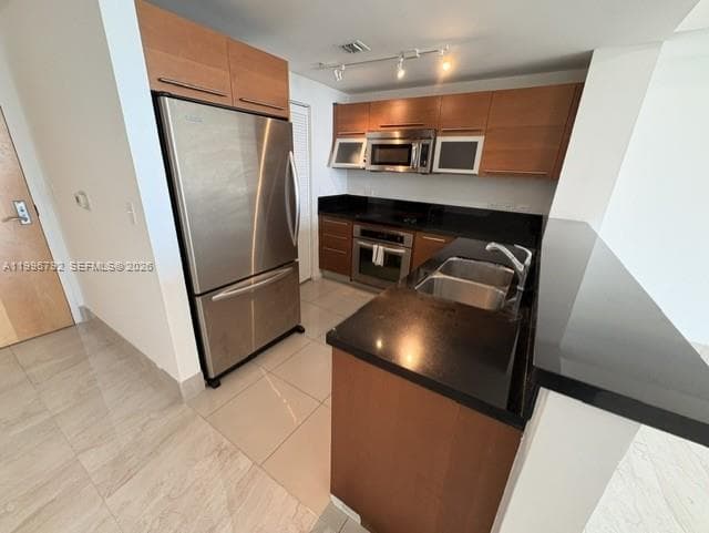 253 2nd St 2309 photo 10