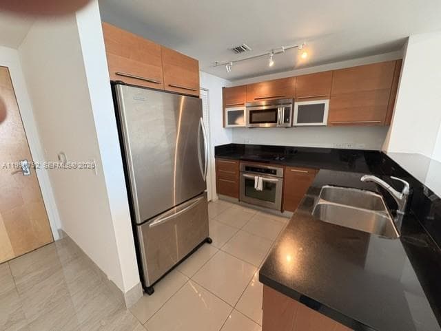 253 2nd St 2309 photo 11