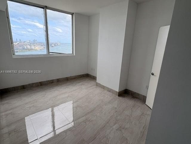 253 2nd St 2309 photo 25