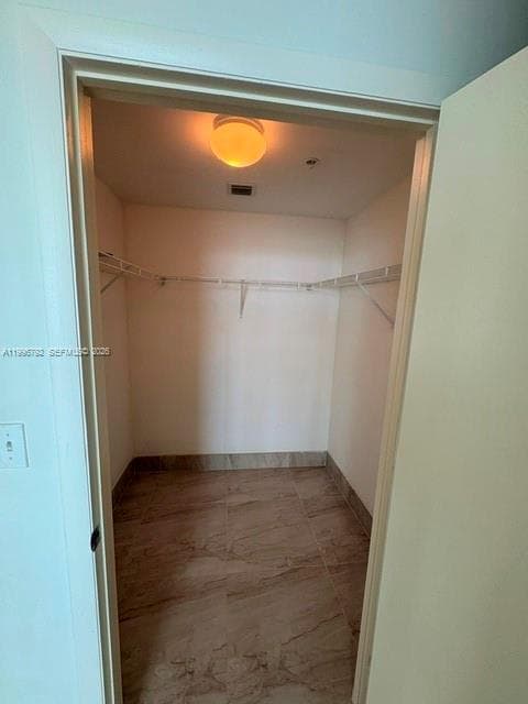 253 2nd St 2309 photo 21