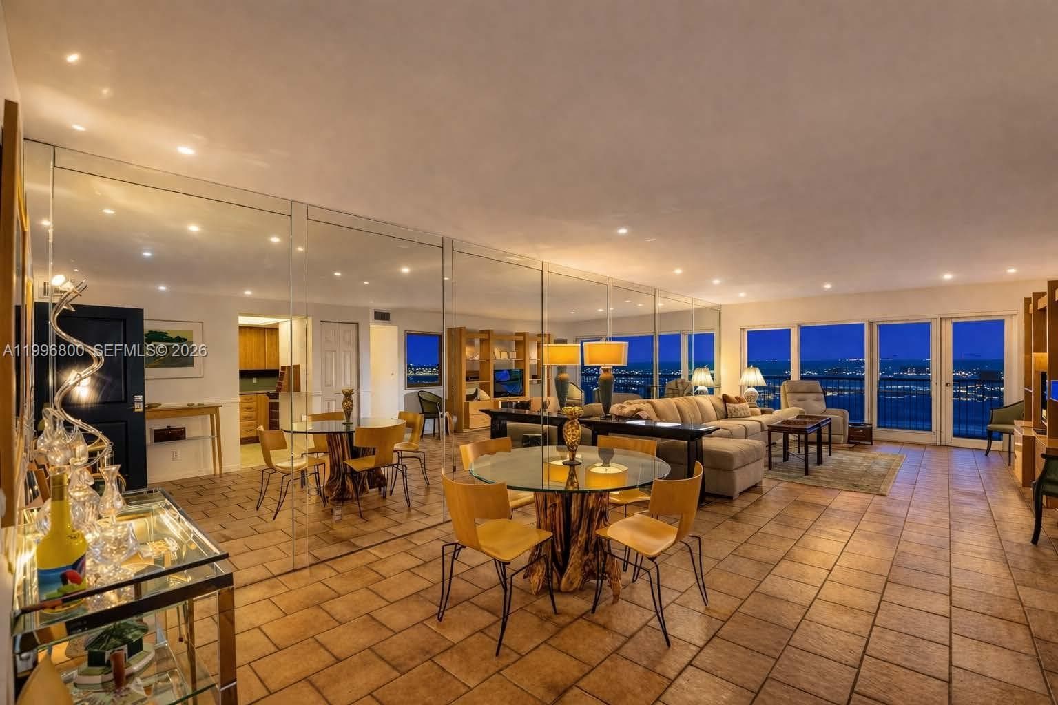 1800 Ocean Blvd 703 photo 8