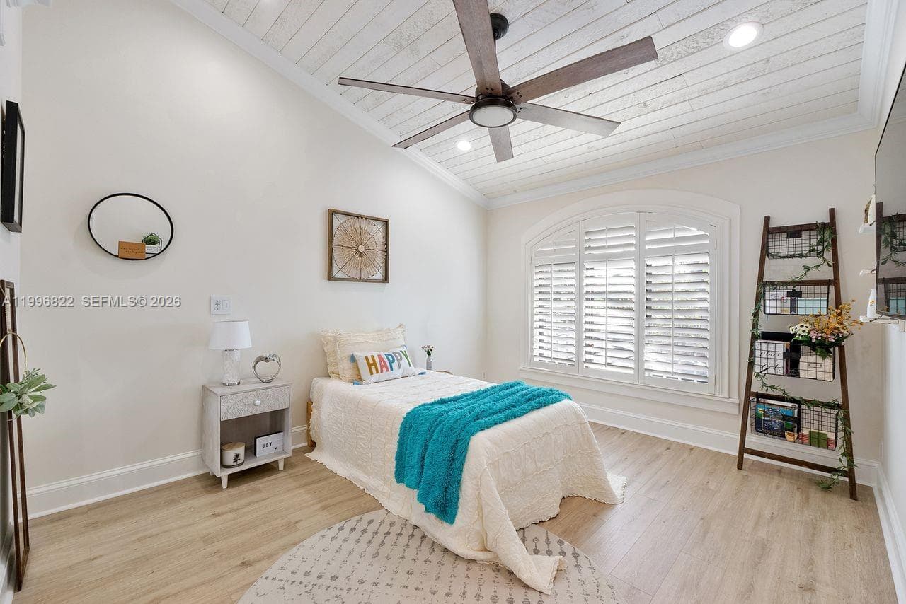 3333 30th Ave photo 8