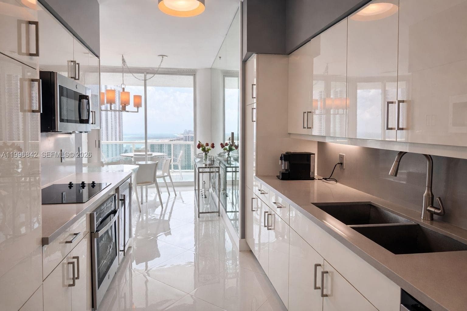 16400 Collins Ave 2543 photo 2