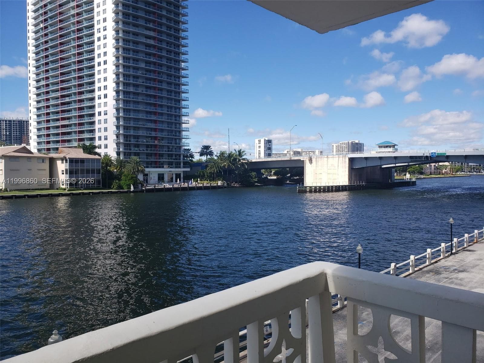 1817 S Ocean Dr 221 photo 4