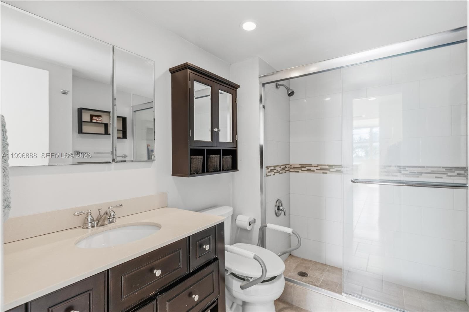 6450 Collins Ave 204 photo 16