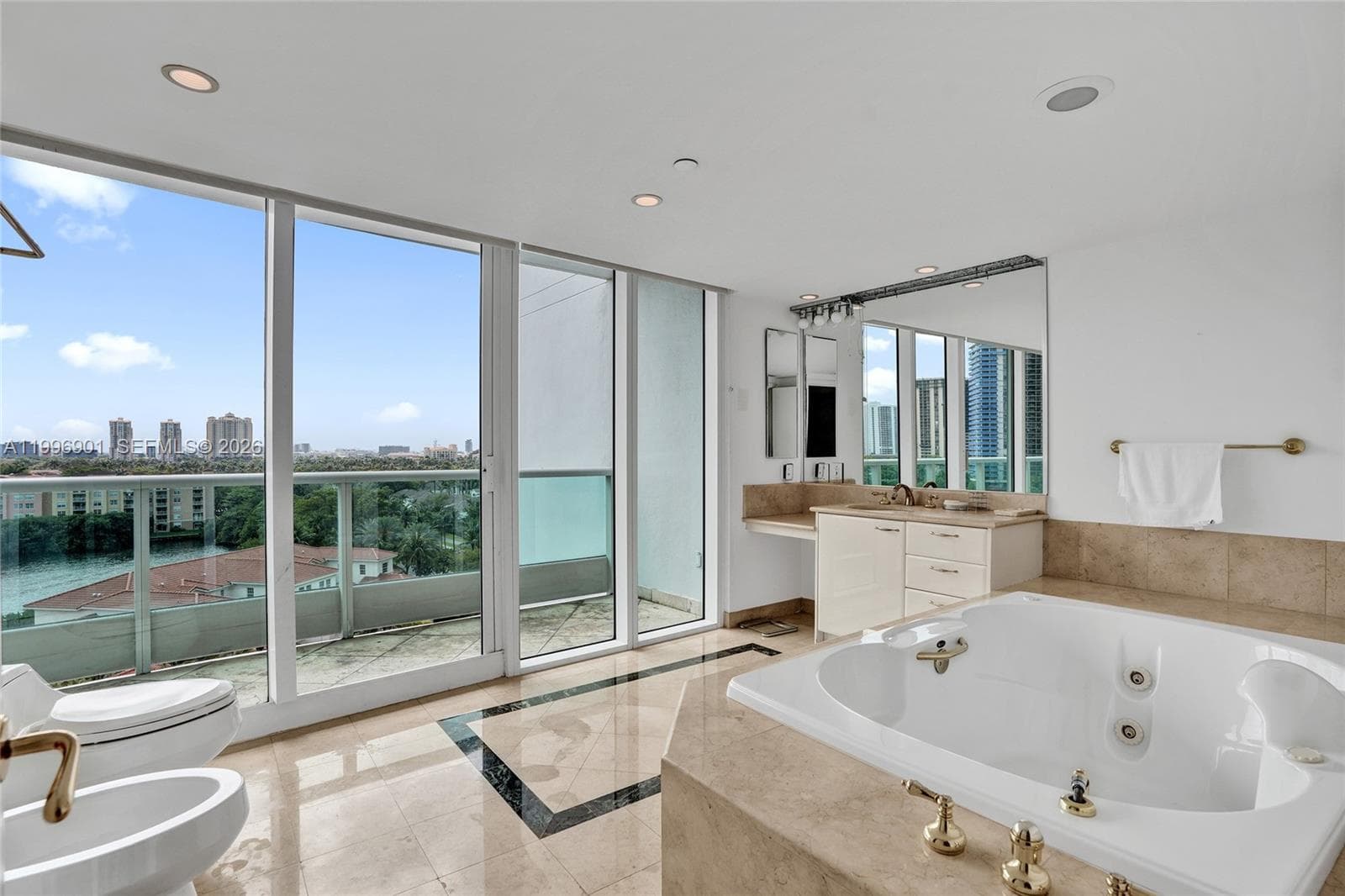 19955 38th Ct 1002 photo 20