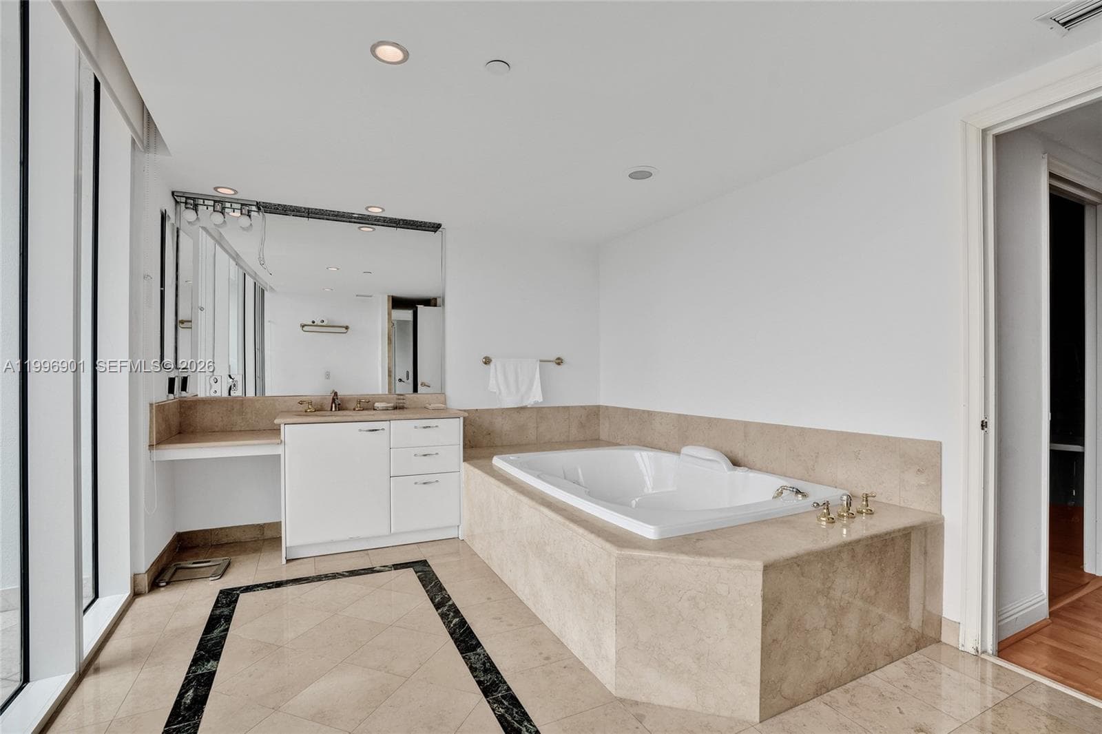 19955 38th Ct 1002 photo 19