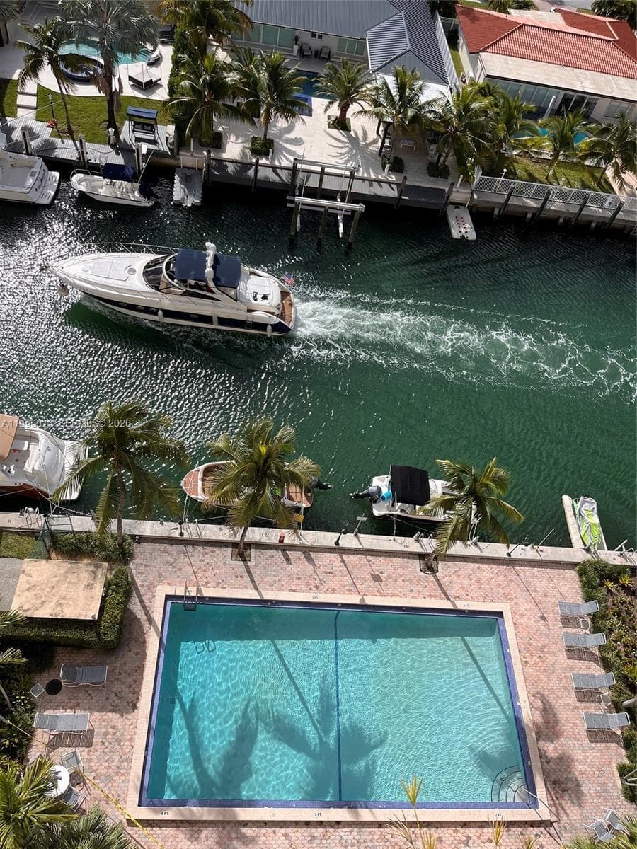 2350 135th St 308 photo 2