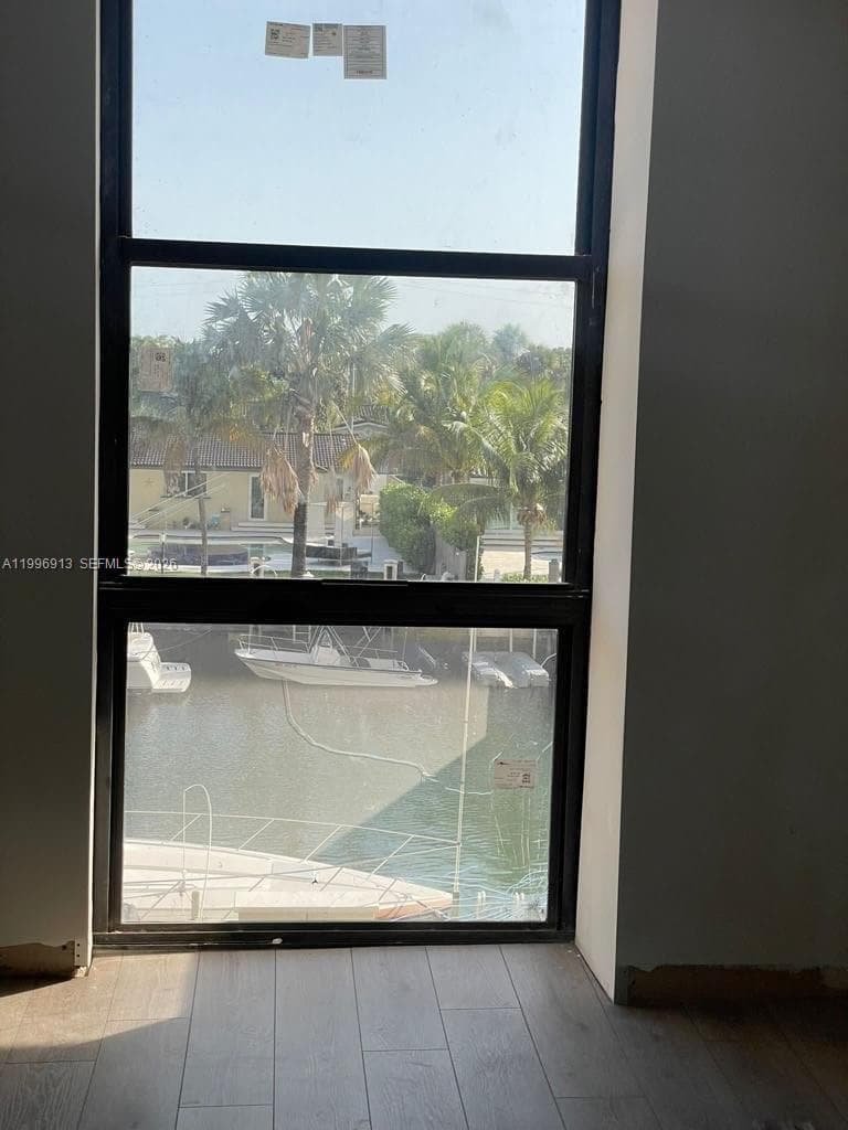 2350 135th St 308 photo 15