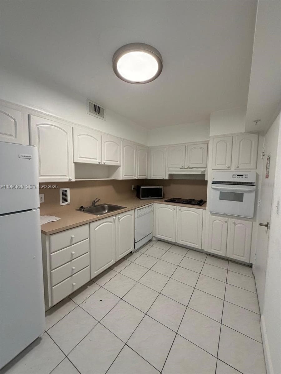 4001 S Ocean Dr 4H photo 5