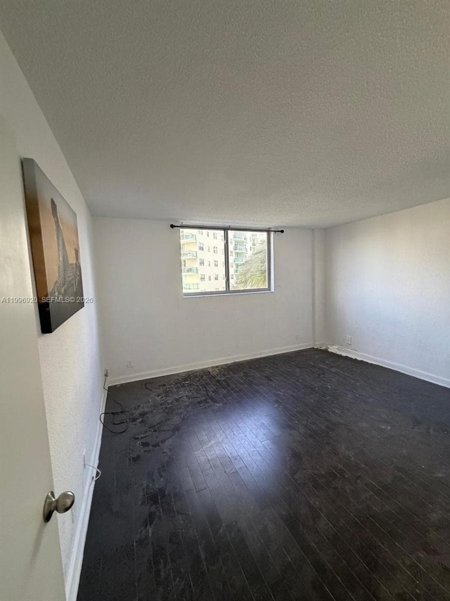 4001 Ocean Dr 4H photo 4