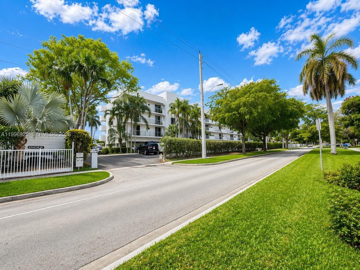 2370 135th St 405 photo 2