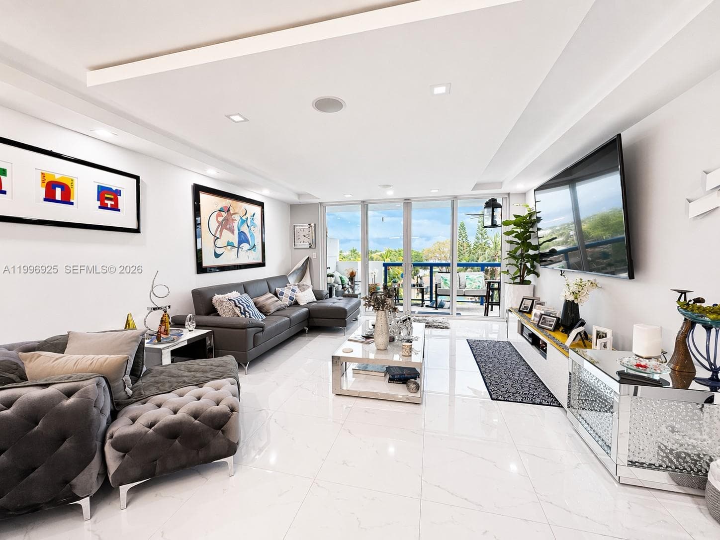 2370 135th St 405 photo 6