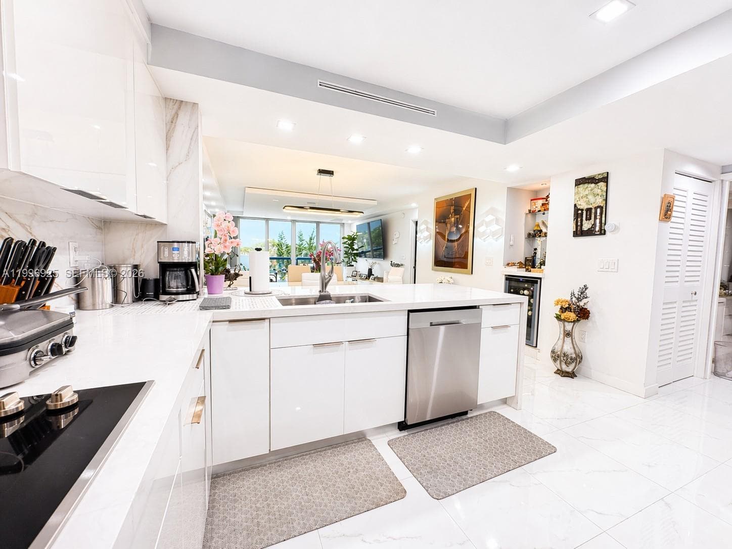 2370 135th St 405 photo 17