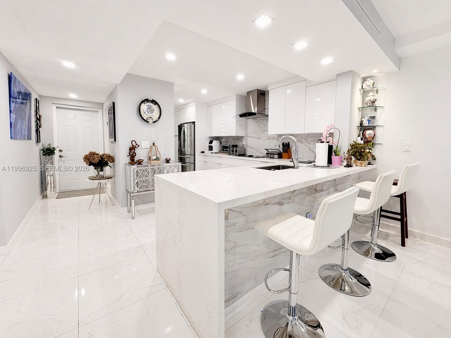 2370 135th St 405 photo 16