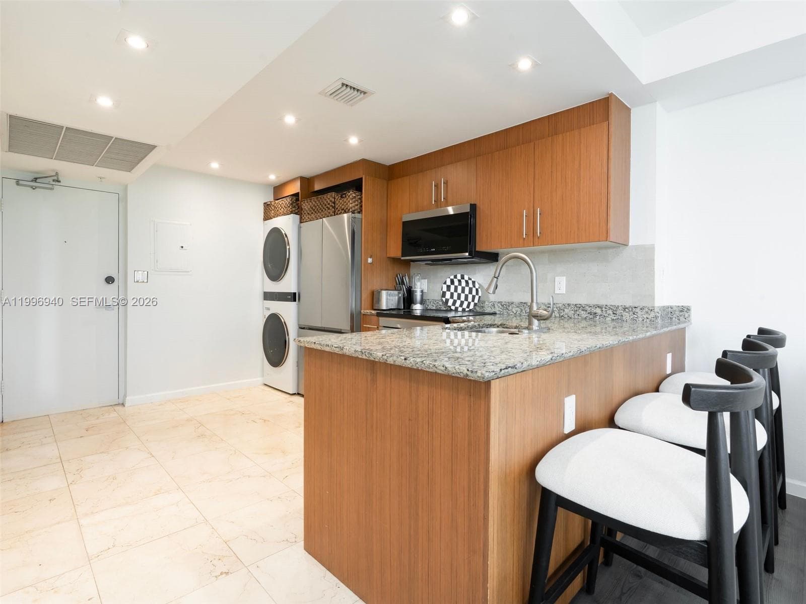 10275 Collins Ave 402 photo 7