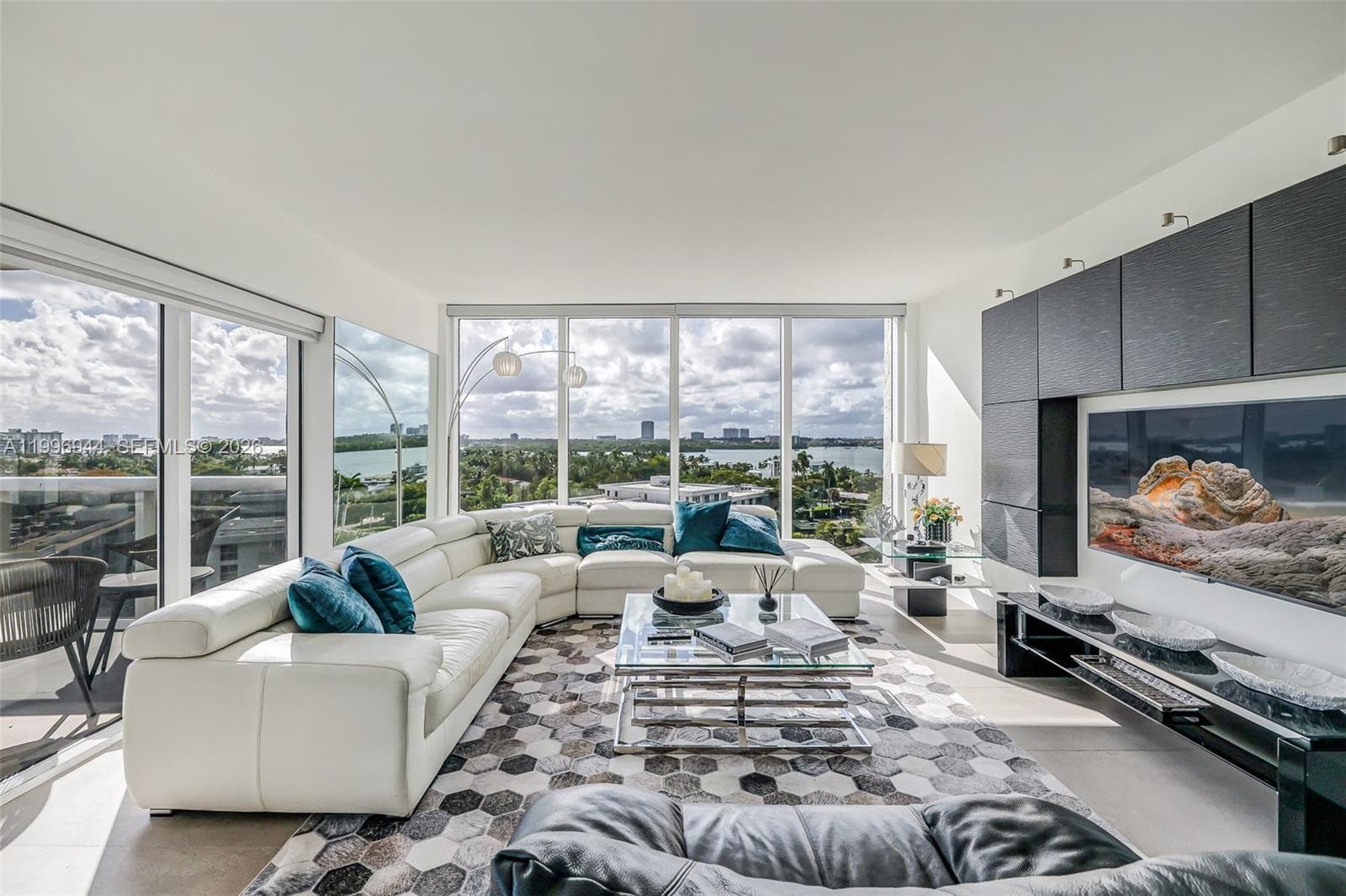 10275 Collins Ave 722 photo 1