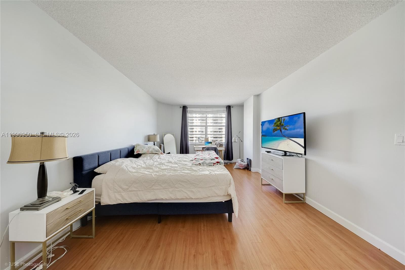 1980 Ocean Dr 5F photo 23