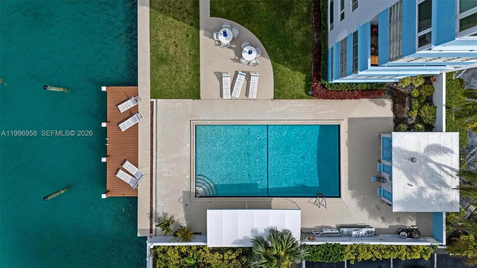 10300 Bay Harbor Dr 9D photo 3