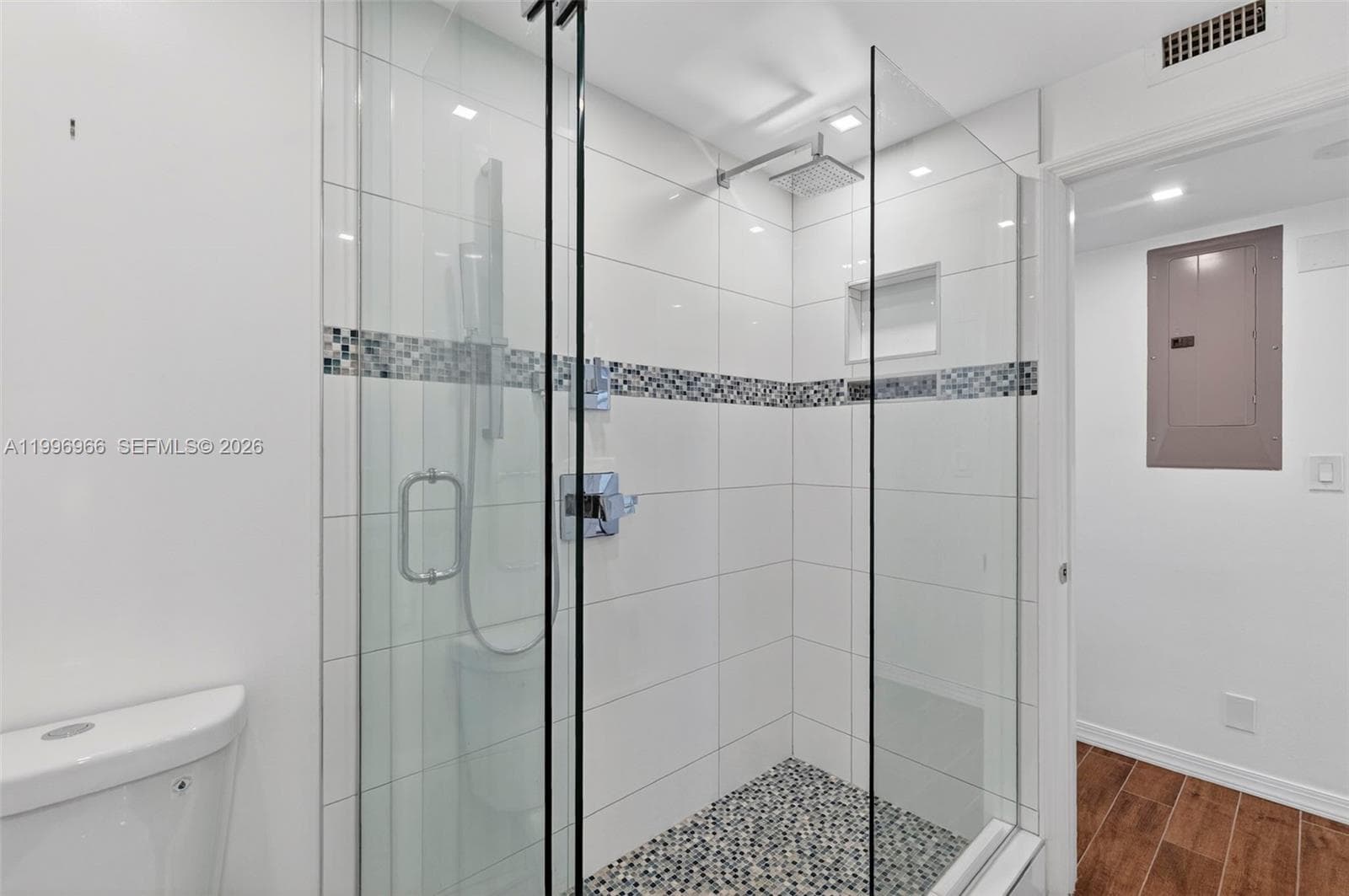 3050 48th St 210 photo 23