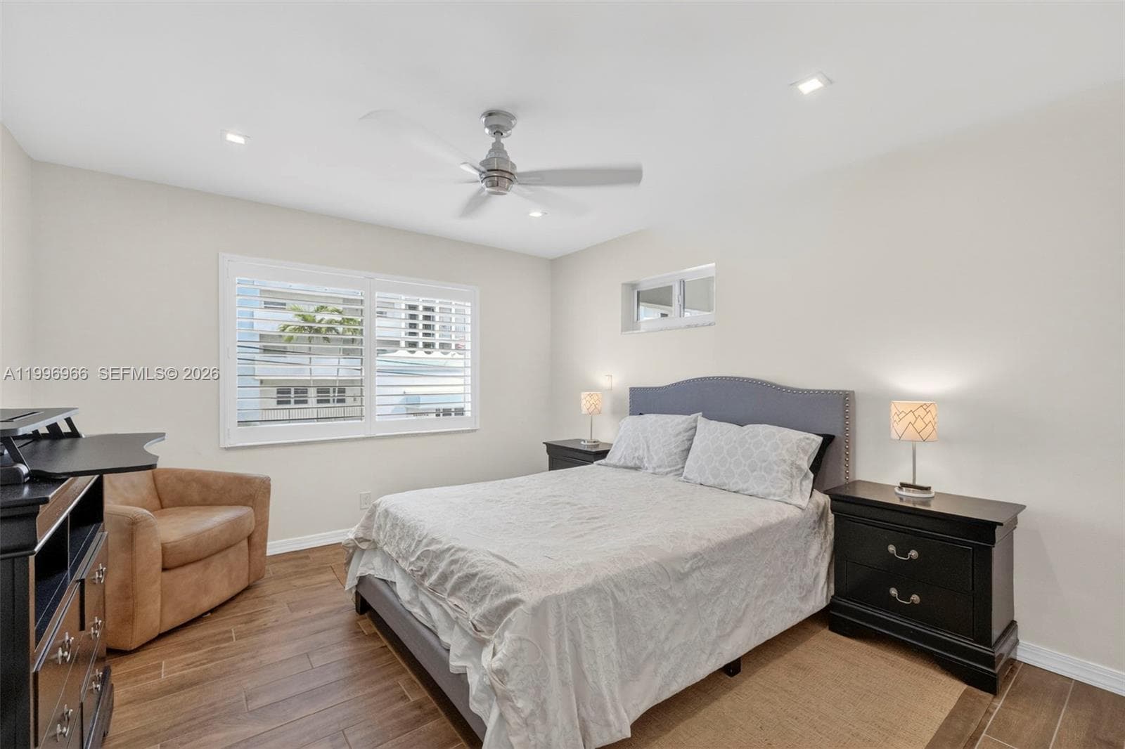 3050 48th St 210 photo 20