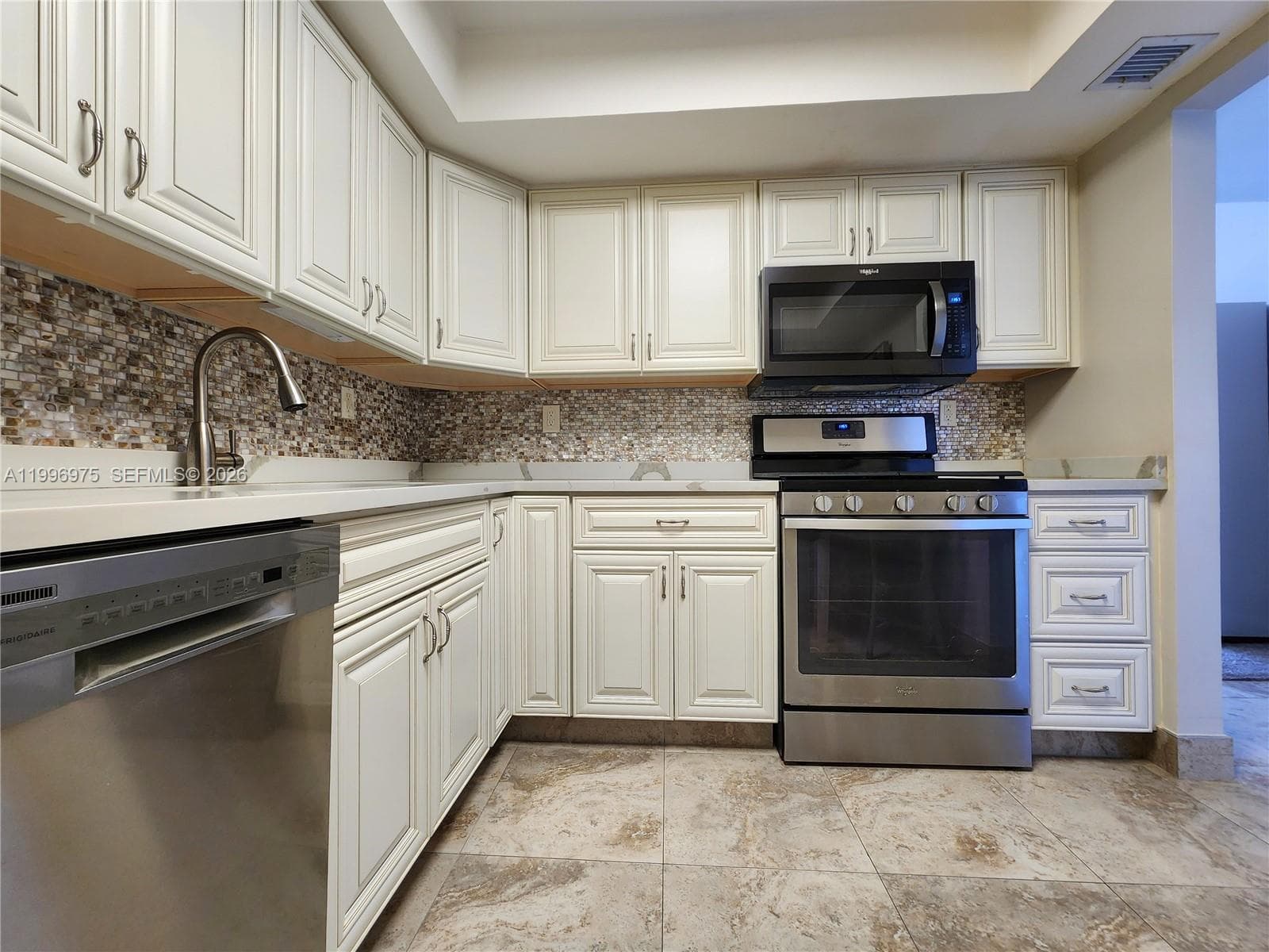 2030 S Ocean Dr 515 photo 9