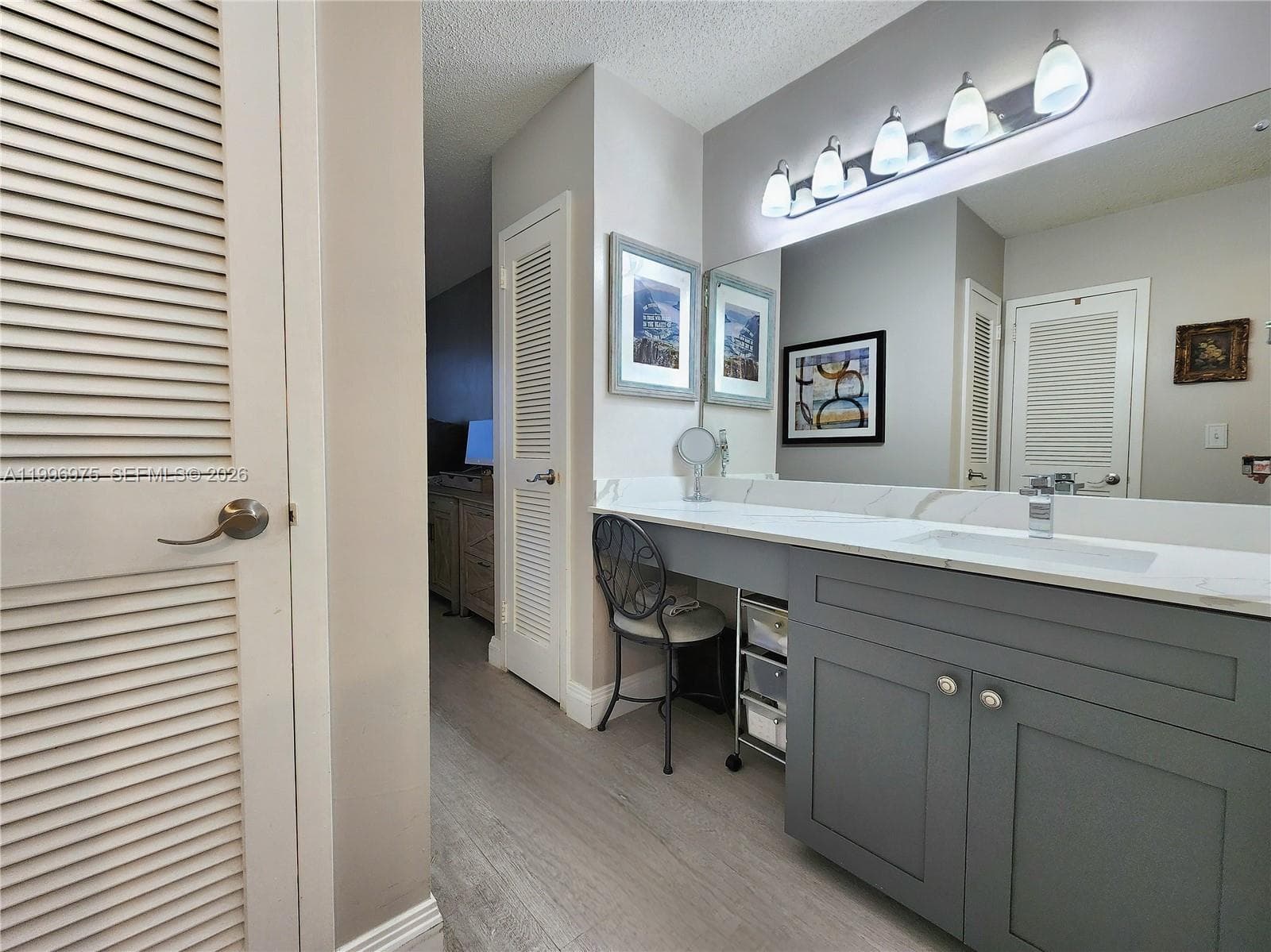 2030 Ocean Dr 515 photo 18