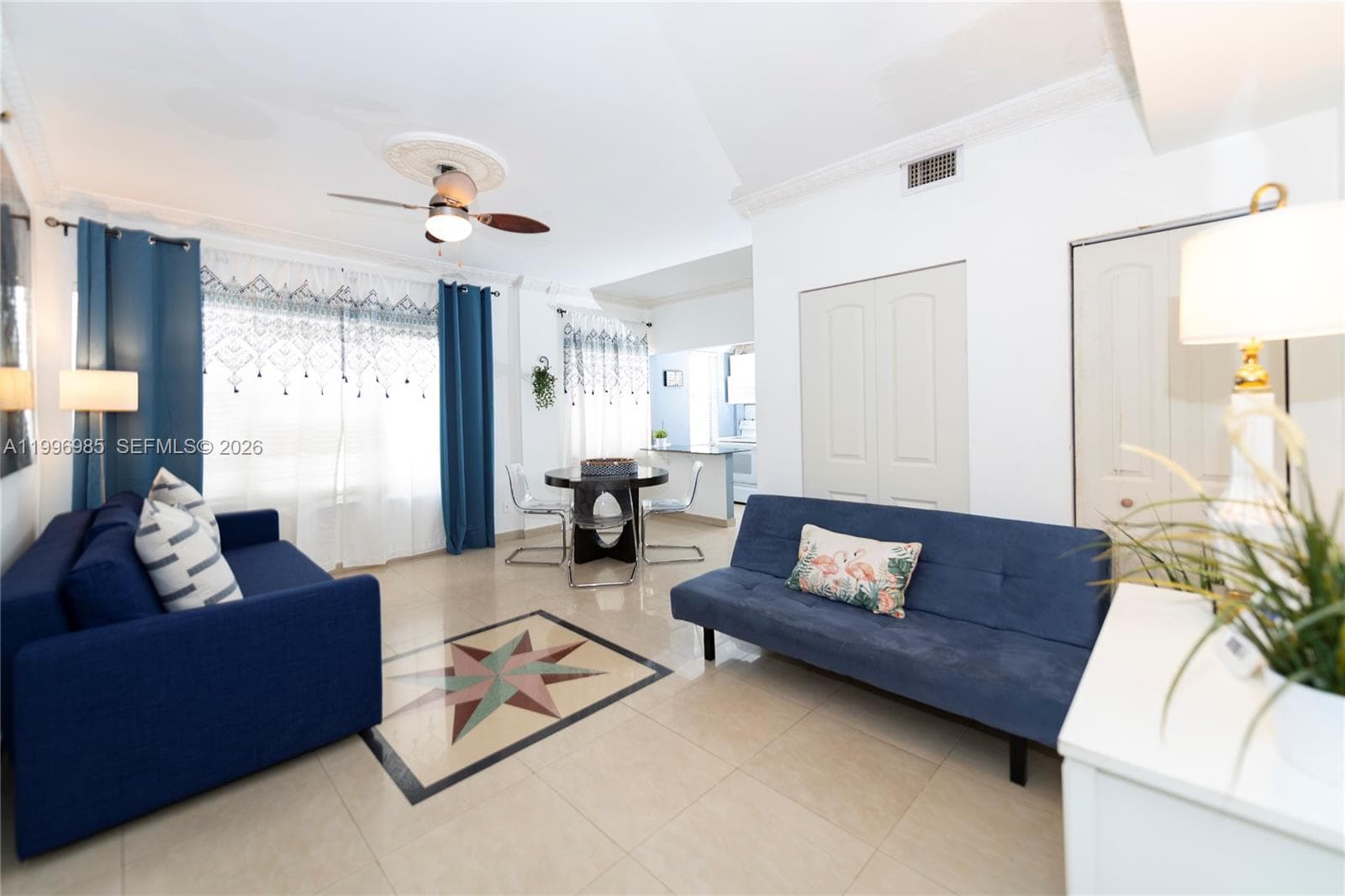 918 Ocean Dr 202 photo 3