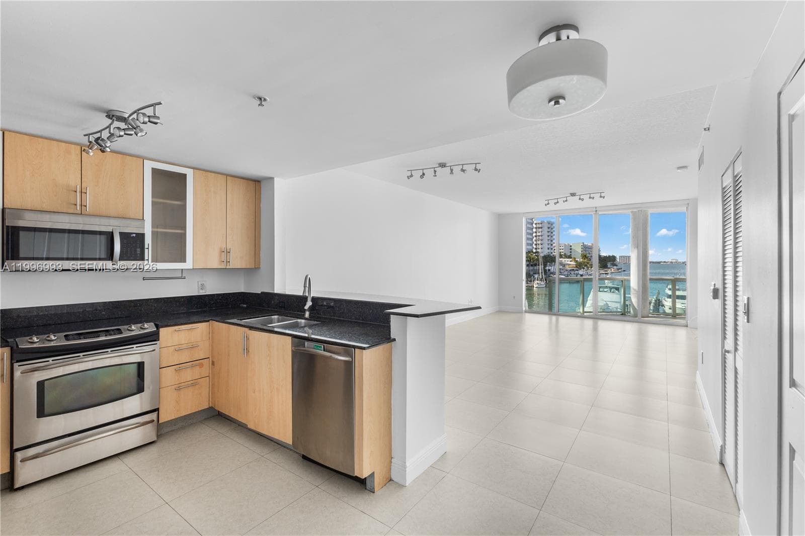 7914 Harbor Island Dr 205 photo 2