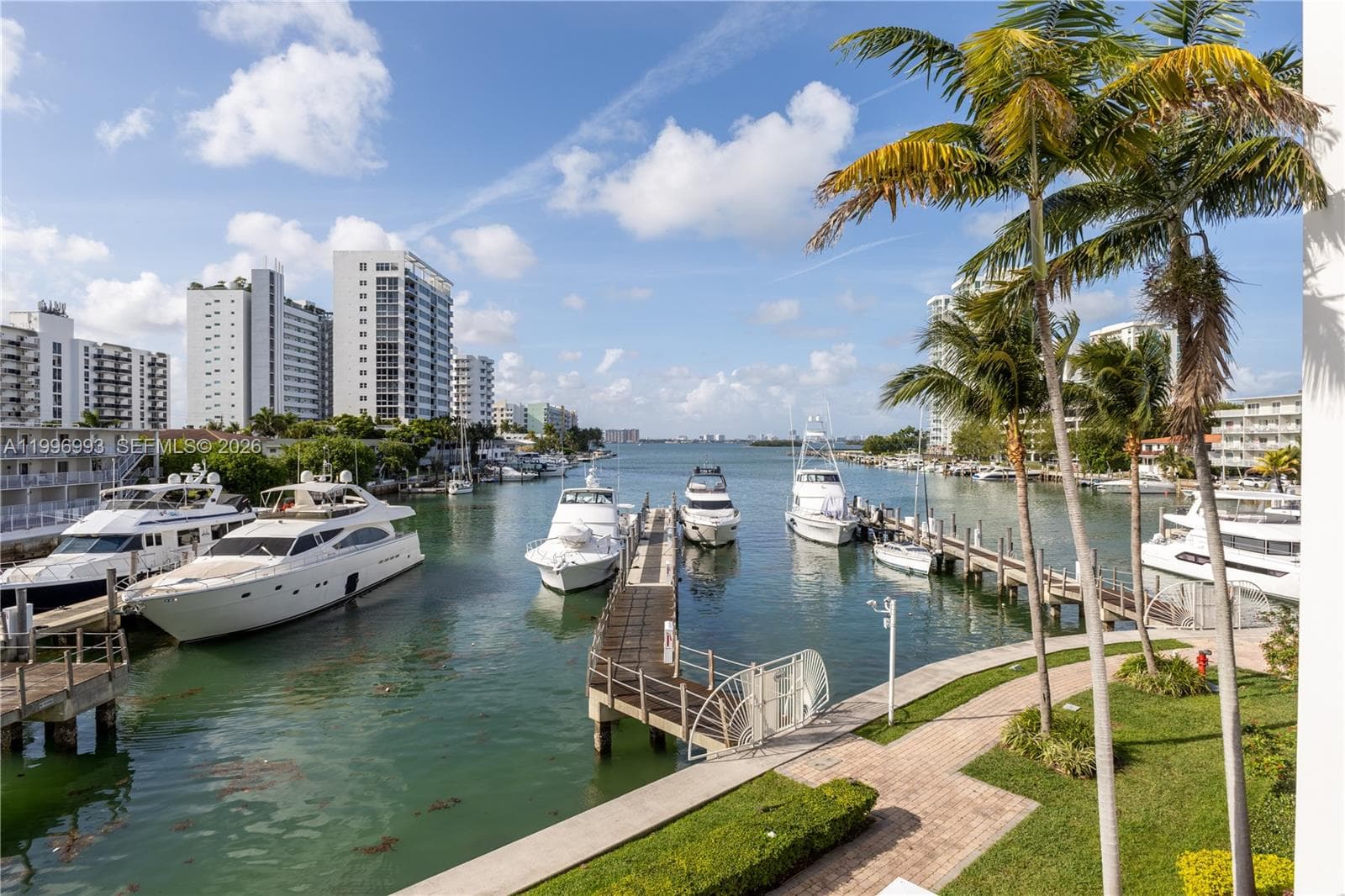 7914 Harbor Island Dr 205 photo 13