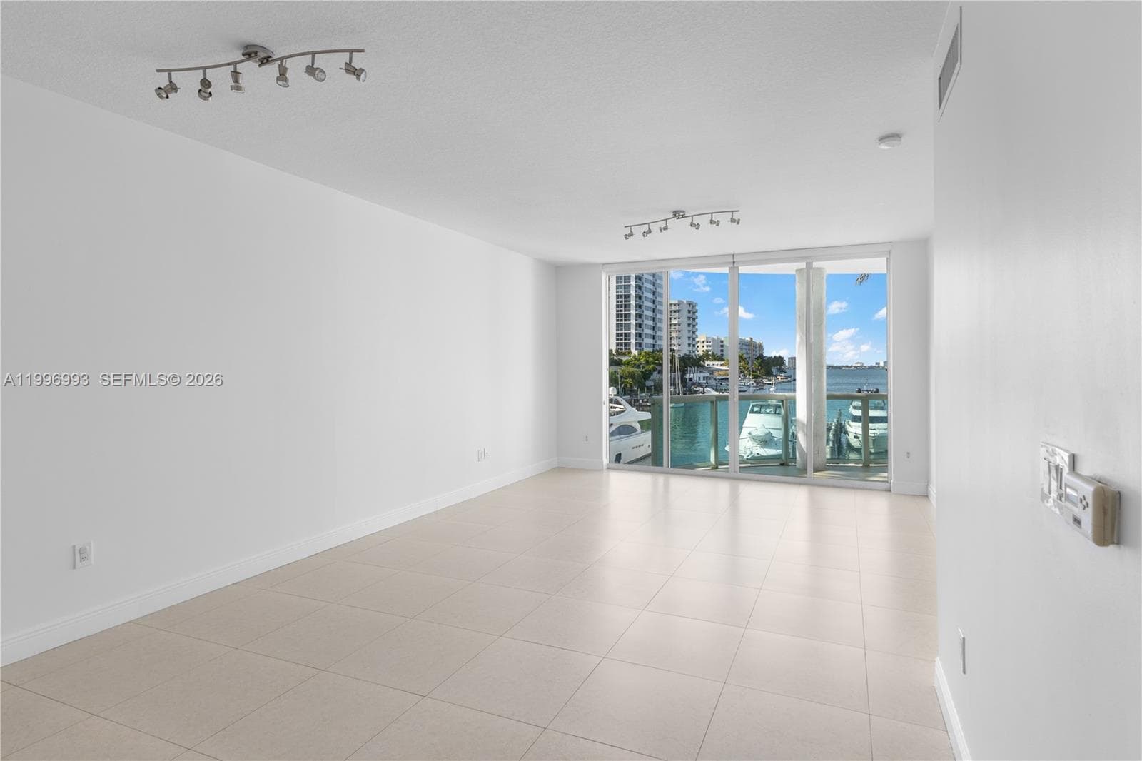 7914 Harbor Island Dr 205 photo 3