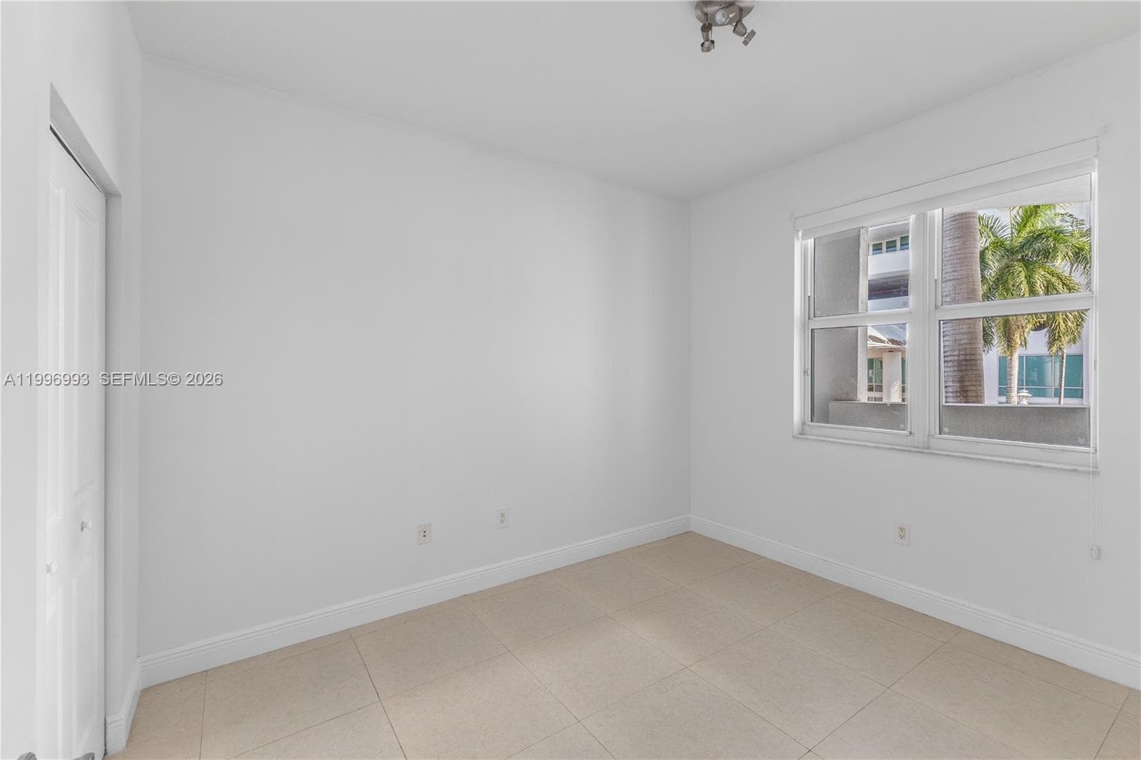 7914 Harbor Island Dr 205 photo 20