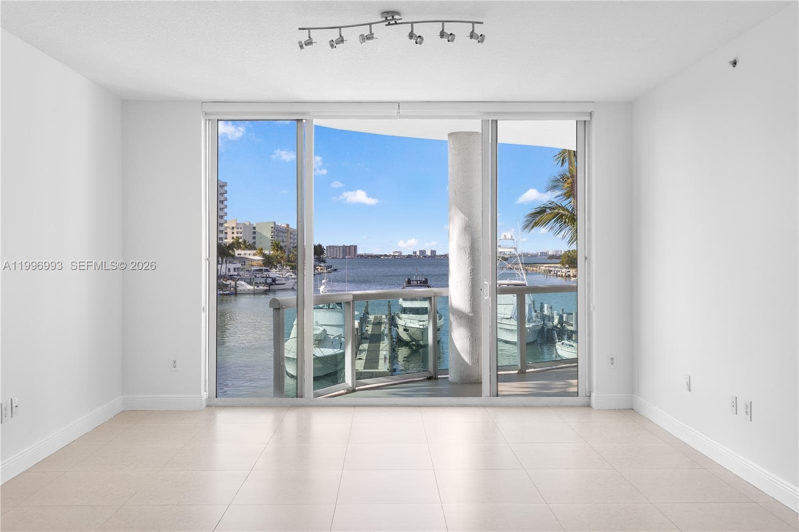 7914 Harbor Island Dr 205 photo 10