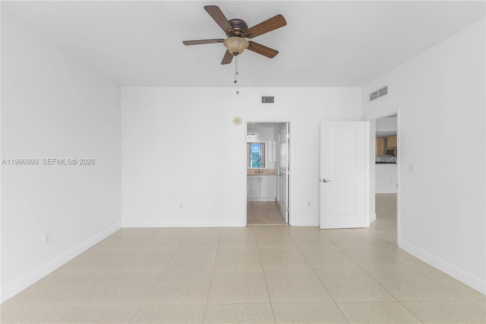 7914 Harbor Island Dr 205 photo 15