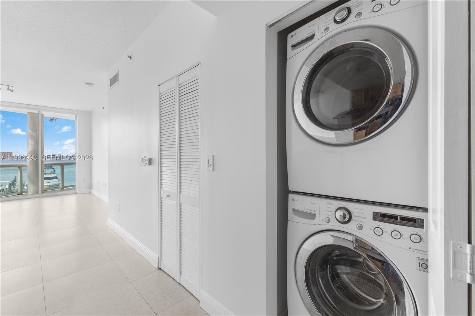 7914 Harbor Island Dr 205 photo 19