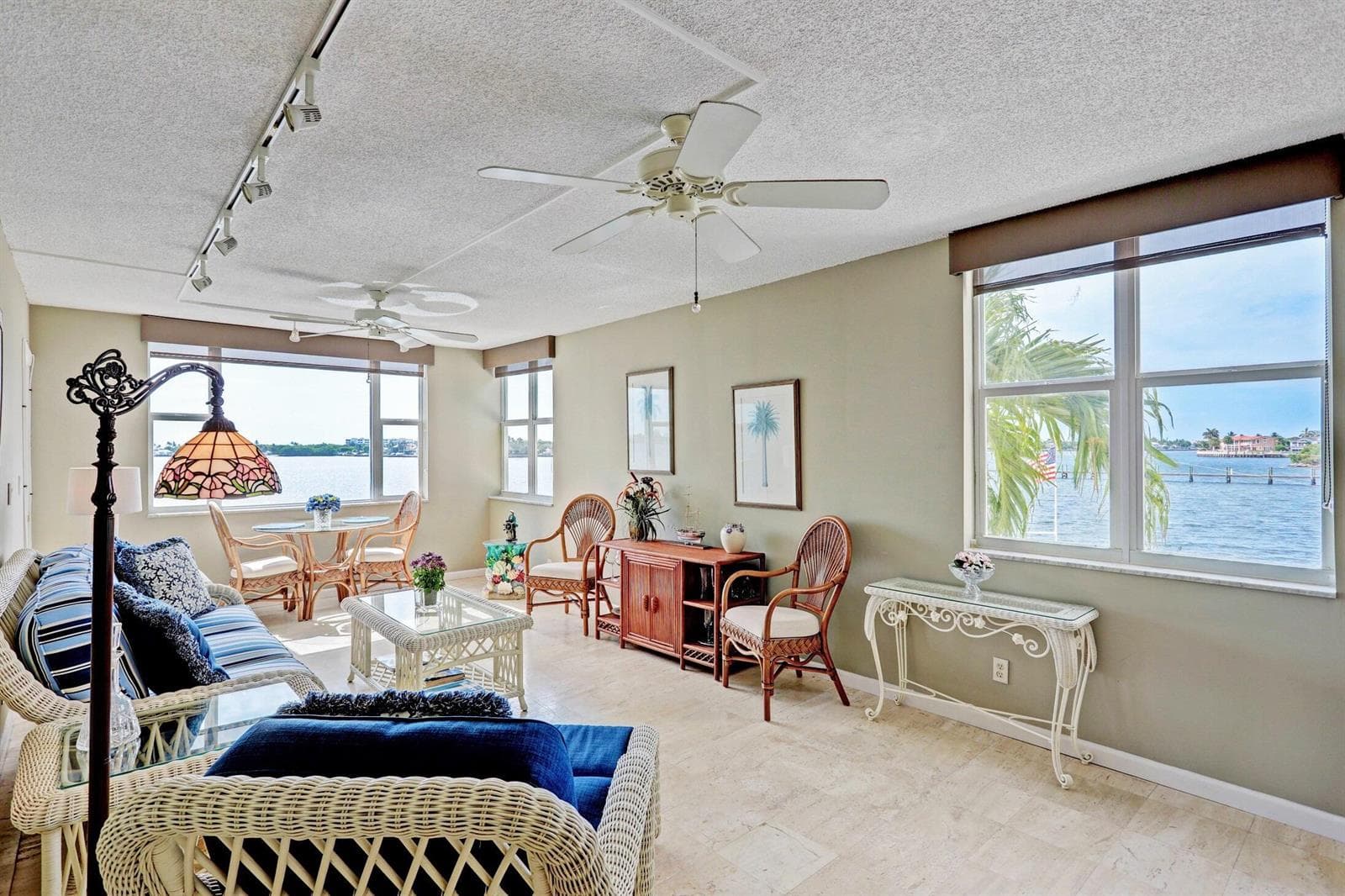 1820 New Palm Way 201 photo 6